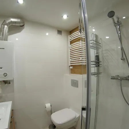 Apatramenty Promienista Apartamento