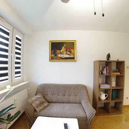 Apatramenty Promienista * Poznaň